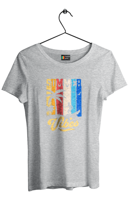 Футболка женская с принтом Пляжные летние флюиды. Лето, море, отдых, отпуск, пляж, серфинг, тропики. 2070702