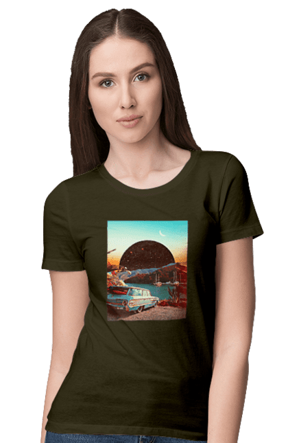 Футболка жіноча з принтом "Картина, машина біля річки". Картина, машина, планета, прикол, ретро, річка. 2070702