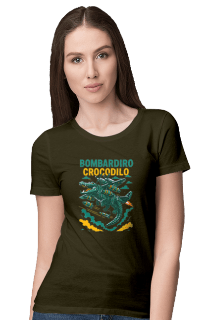 Футболка жіноча з принтом "Bombardino Crocodilo". Bombardino, bombardino crocodilo, crocodilo, бомбардіно крокоділо, крокодил, крокодил літак, крокодил мем, мем, мем бомбардине крокодило. 2070702