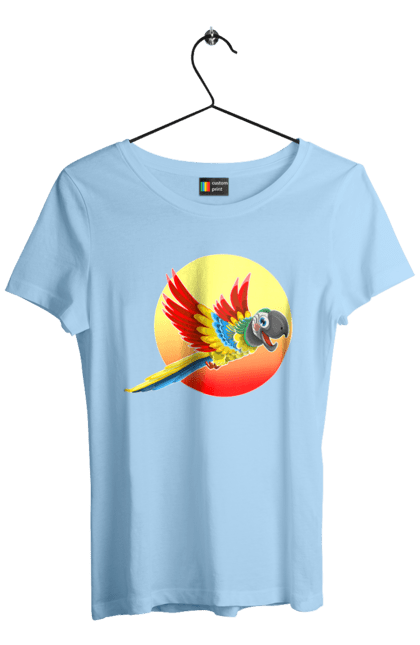 Футболка жіноча з принтом "Папуга На Тлі Сонця". Ара, веселий, відпочинок, відпустка, диск, жарко, жовтий, коло, кольоровий, крила, літає, літо, папуга, папужка, пір`я, політ, помаранчевий, птах, різнокольоровий, сонце, сонячно, спека, тепло, тропіки, у польоті, червоний. 2070702