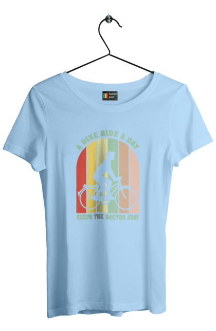 Футболка жіноча з принтом "Поїздка на велосипеді". Велопрогулянка, велосипед, здоровий спосіб життя, зож, поїздка на велосипеді. 2070702