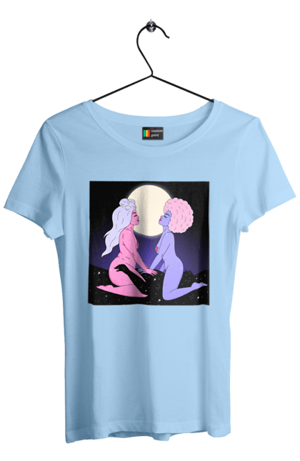 Футболка жіноча з принтом "Дві Інопланетянки І Місяць". Дівчата, зверху, інопланетянки. 2070702