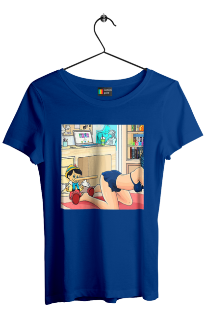 Футболка жіноча з принтом "Буратіно У Дорослій Казці". Бетмен, буратіно, гола, поцілунок, прикол. 2070702