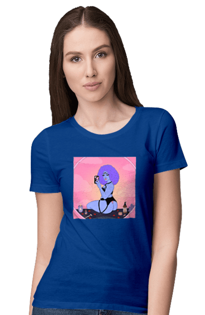 Women`s t-shirt with prints Purple Girl Photo In The Mirror. Mirror, whiteness. 2070702