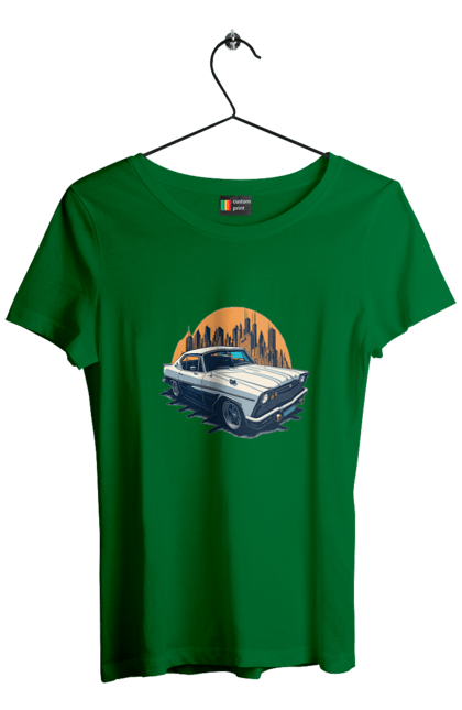 Футболка жіноча з принтом "Вінтажне зображення авто". Автомобіль, вінтажне зображення, місто. 2070702