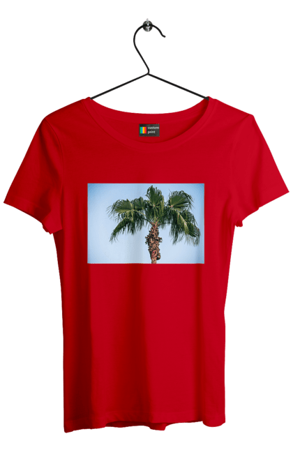 Футболка жіноча з принтом "Пальма на тлі неба". Берег, блакитне, відпочинок, відпустку, єгипет, зелений, зелені, лист, листя, море, небо, оазис, океан, острів, пальма, південь, подорож, пригоди, тропіки, туреччина. 2070702