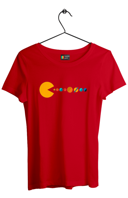 Футболка жіноча з принтом "Pac Man Planets". Atari, namco, pac man, аркадна відеогра, відеогра, комп`ютерна гра, космос, лабіринт, планети, сонячна система. 2070702