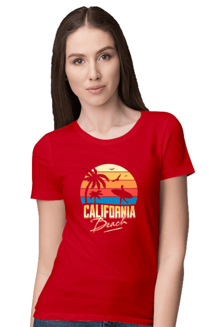 Футболка жіноча з принтом "Каліфорнія Пляж Ретро Сонце". Відпочинок, відпустка, каліфорнія, літо, море, пляж, серфінг, сонце. CustomPrint.market