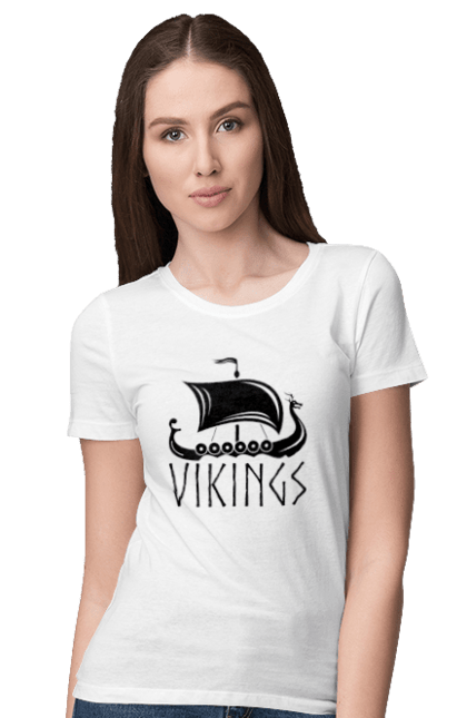 Футболка жіноча з принтом "Дракар корабель вікінгів". Вікінги, дракар, корабель вікінгів, скандинавія. CustomPrint.market