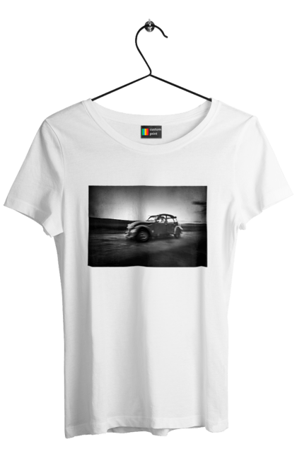 Футболка жіноча з принтом "Ретро машина чб". Авто, ретро, ретро машина, чорно біла машина. 2070702