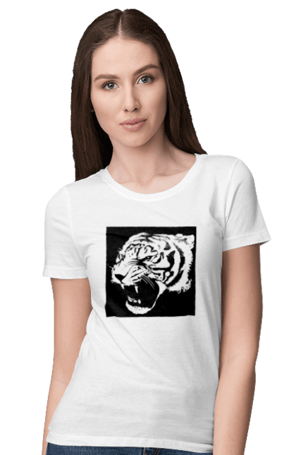 Футболка жіноча з принтом "Тигр моно чорний". Велика кішка, великий кіт, дика природа, дикий, звір, зуби, паща, погляд, портрет, природа, стилізація, тварина, тигр, хижак. CustomPrint.market
