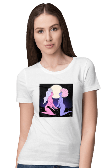 Women`s t-shirt with prints Two Aliens And The Moon. Aliens, from above, girls. 2070702