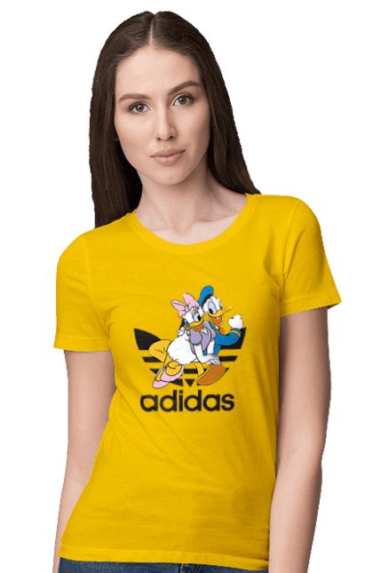 Футболка женская с принтом Adidas Дональд Дак. Adidas, daisy duck, donald duck, адидас, дейзи дак, дональд дак, мультсериал, мультфильм. 2070702