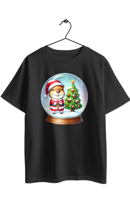 Футболка оверсайз з принтом "Різдвяна капібара з ялинкою". Капібара, новий рік, новорічний подарунок, подарунок, різдво, різдвяна капібара, санта, свято, тварина, ялинка. 2070702