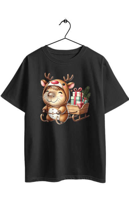 Футболка оверсайз з принтом "Різдвяна капібара з подарунком". Капібара, капібара з подарунком, новий рік, новорічний подарунок, подарунок, різдво, різдвяна капібара, санта, свято, тварина. 2070702