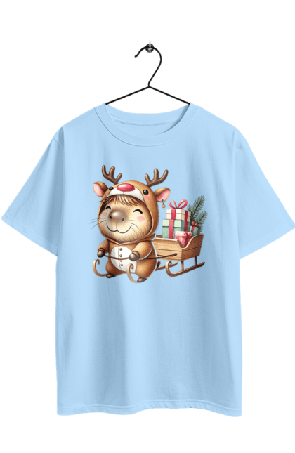 Футболка оверсайз з принтом "Різдвяна капібара з подарунком". Капібара, капібара з подарунком, новий рік, новорічний подарунок, подарунок, різдво, різдвяна капібара, санта, свято, тварина. 2070702