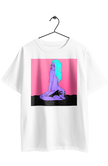Футболка оверсайз з принтом "Фіолетова Дівчина В Руках". Дівчина, інопланетянка, сидить. 2070702