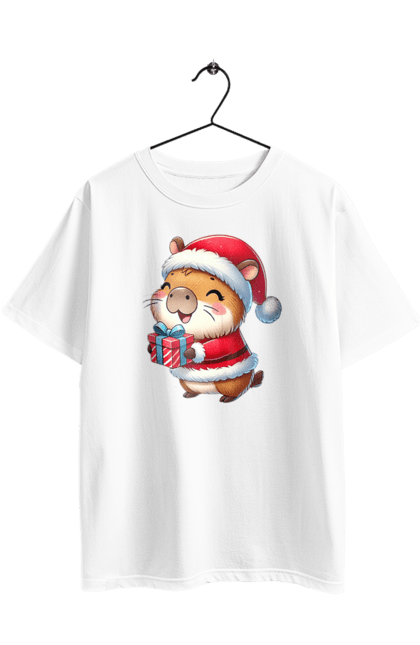 Футболка оверсайз з принтом "Різдвяна капібара з подарунком". Капібара, капібара з подарунком, новий рік, новорічний подарунок, подарунок, різдво, різдвяна капібара, санта, свято, тварина. 2070702