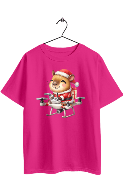 Футболка оверсайз з принтом "Різдвяна капібара з подарунком". Капібара, капібара з подарунком, новий рік, новорічний подарунок, подарунок, різдво, різдвяна капібара, санта, свято, тварина. 2070702