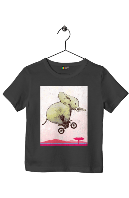 Футболка дитяча з принтом "Слон На Мотоциклі". Мотоцикл, політ, слон. 2070702