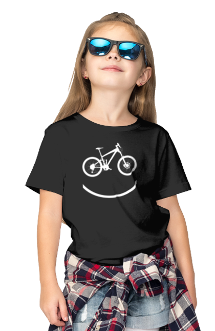 Футболка дитяча з принтом "Велосмайл". Велосипед, велоспорт, колесо, крос, любителям велосипеда, педалі, смайл, смайлик, траса. PrintMarket - інтернет-магазин одягу та аксесуарів з принтами плюс конструктор принтів - створи свій унікальний дизайн
