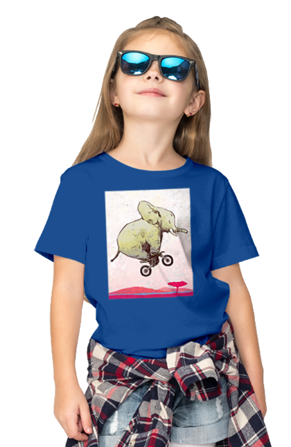 Футболка дитяча з принтом "Слон На Мотоциклі". Мотоцикл, політ, слон. 2070702