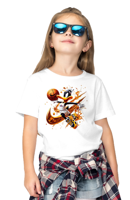 Children's t-shirt with prints Daffy Duck Nike. Cartoon, character, daffy duck, duck, looney tunes, merrie melodies, nike, warner brothers. 2070702