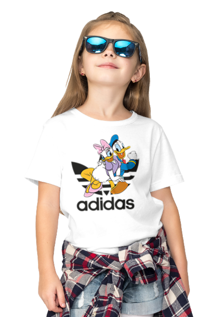 Футболка детская с принтом Adidas Дональд Дак. Adidas, daisy duck, donald duck, адидас, дейзи дак, дональд дак, мультсериал, мультфильм. 2070702