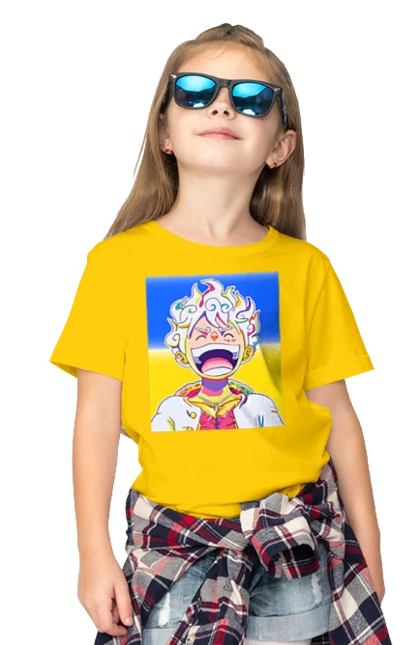 Монкі д Луффі сміється на жовто блактному фоні