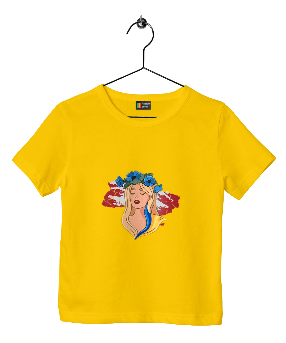 Дівчина на карті України