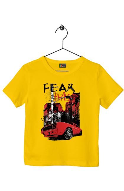 Футболка дитяча з принтом "Червона Машина В Місті". Їзда, машина, місто. 2070702
